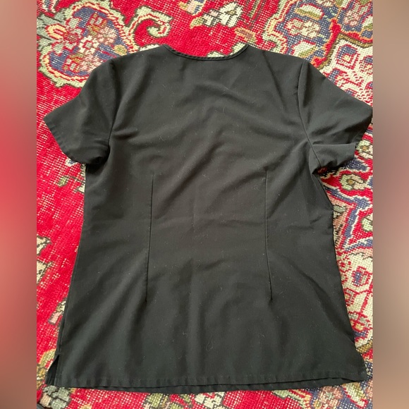 Figs scrub top black - Picture 2 of 3